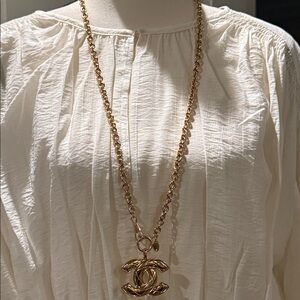 Gold Chain Necklace with Pendant